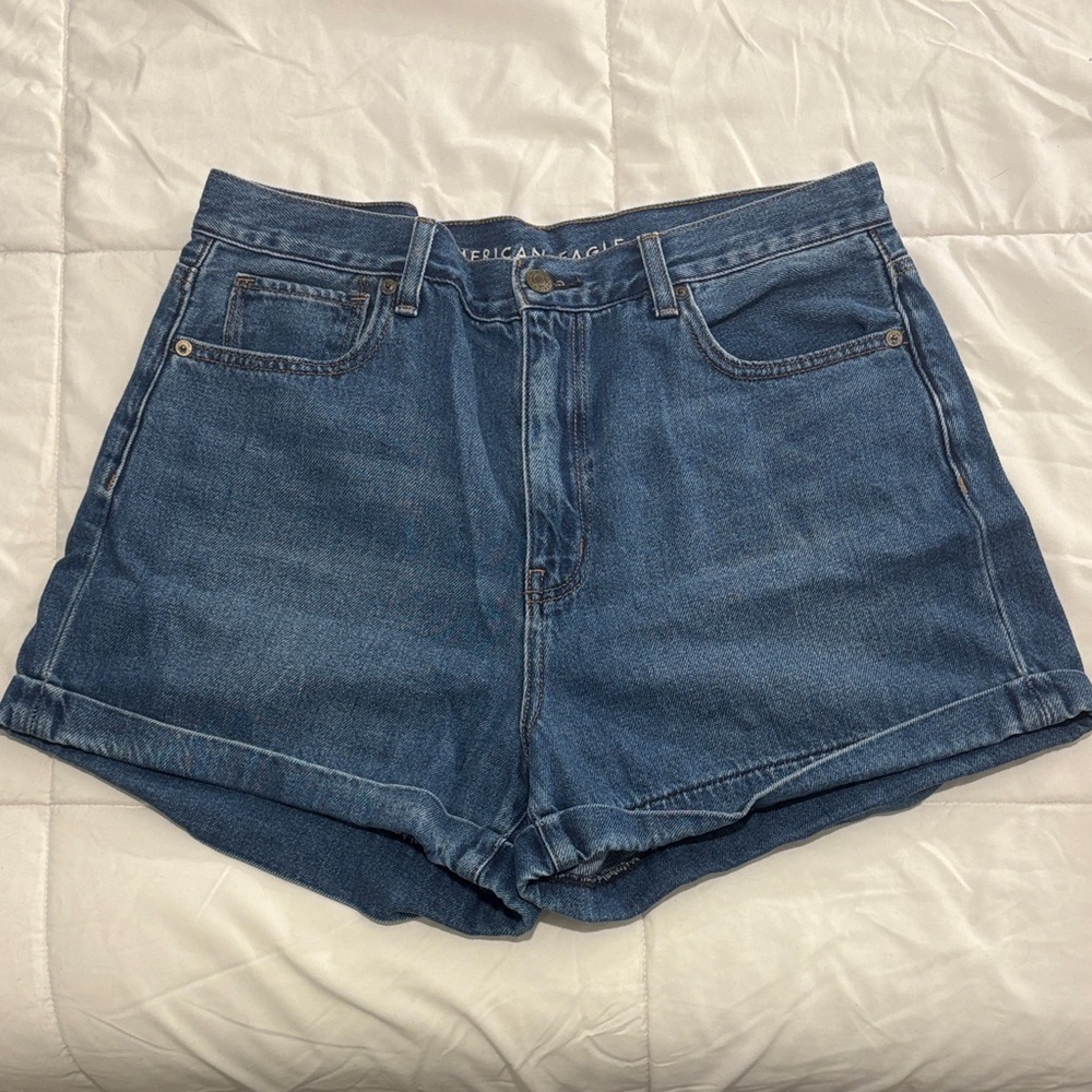 American Eagle Outfitters Women's Classic Blue Jean Shorts